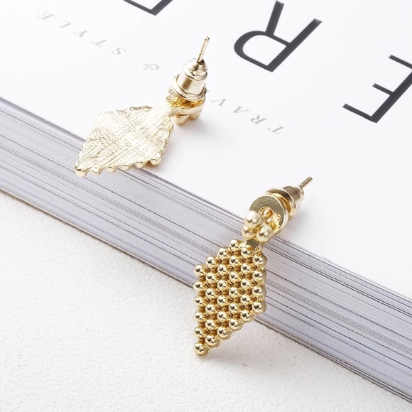 Studded Diamond Peekaboo Gold Ear Jacket Earrings - Picture 2 of 8